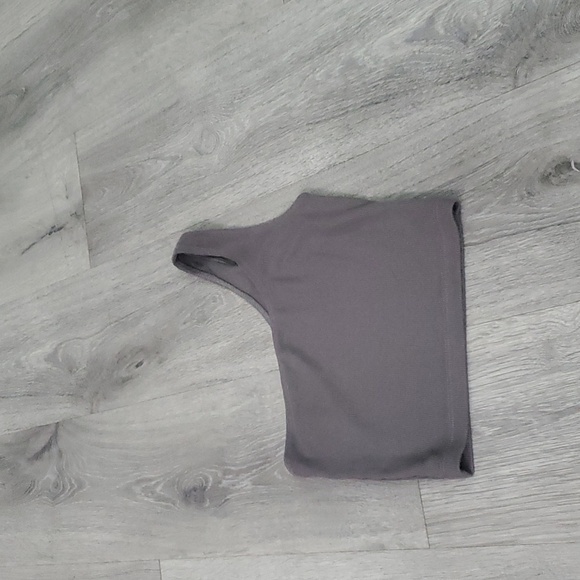 -Joah Brown Single strap grey crop tank size xs/s in great condition. - Picture 3 of 6